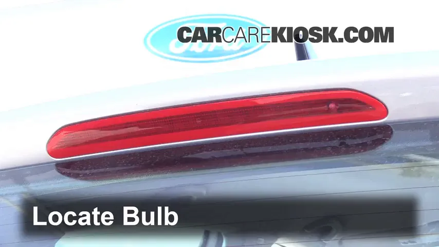 2013 Volkswagen Golf TDI 2.0L 4 Cyl. Turbo Diesel Hatchback (4 Door) Luces Luz de freno central (reemplazar foco)